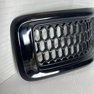 2014-2018 Jeep Cherokee Grille Insert #3